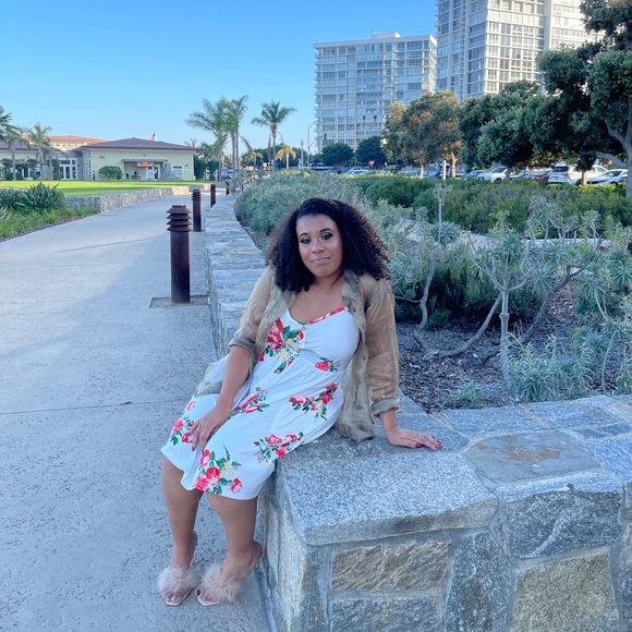 Meet your Posher, Adrianna - Picture 11 of 11